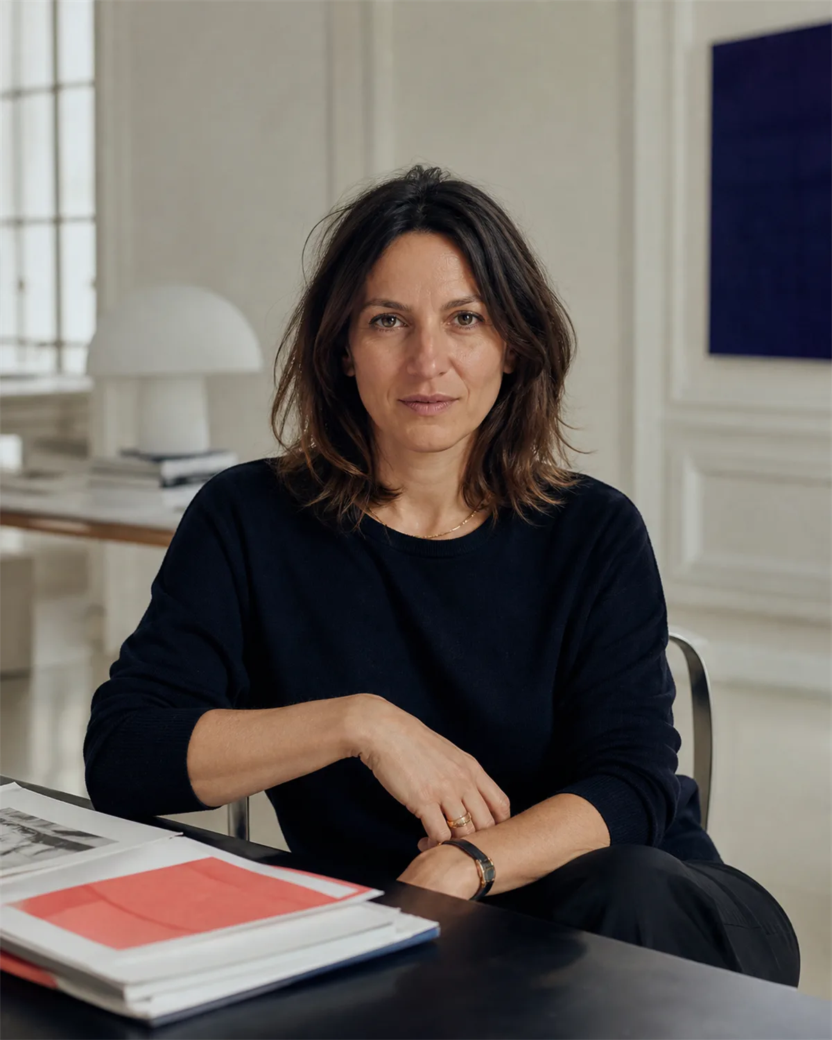 Portrait dans un espace de travail